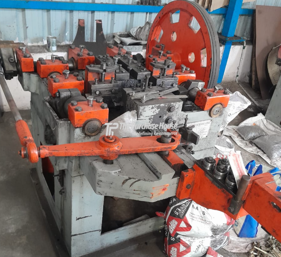 NAIL MACHINE