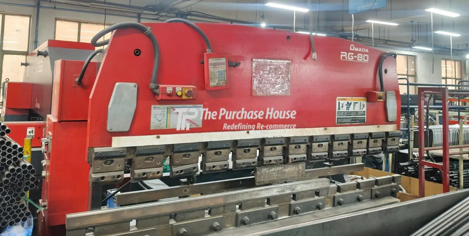 NC PRESS BRAKE MACHINE