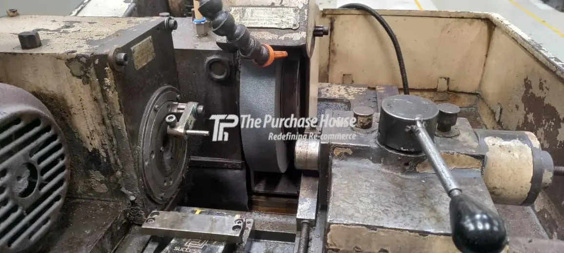 OD CYLINDRICAL GRINDER MACHINE
