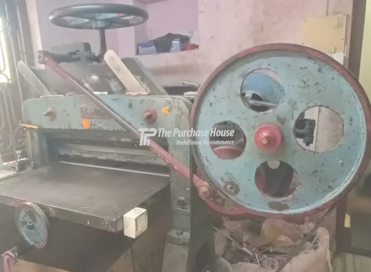 Paper Cutting Machine for Accurate Cutting Operations