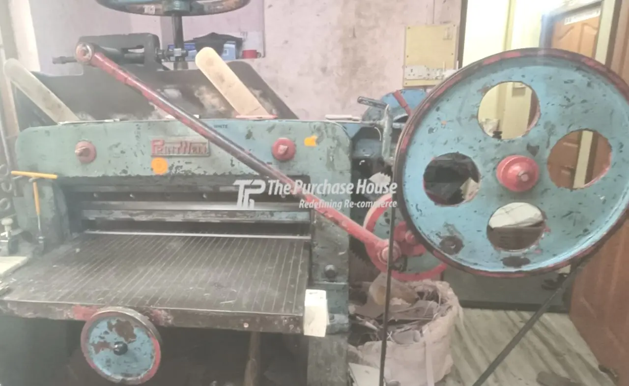 Paper Cutting Machine for Accurate Cutting Operations
