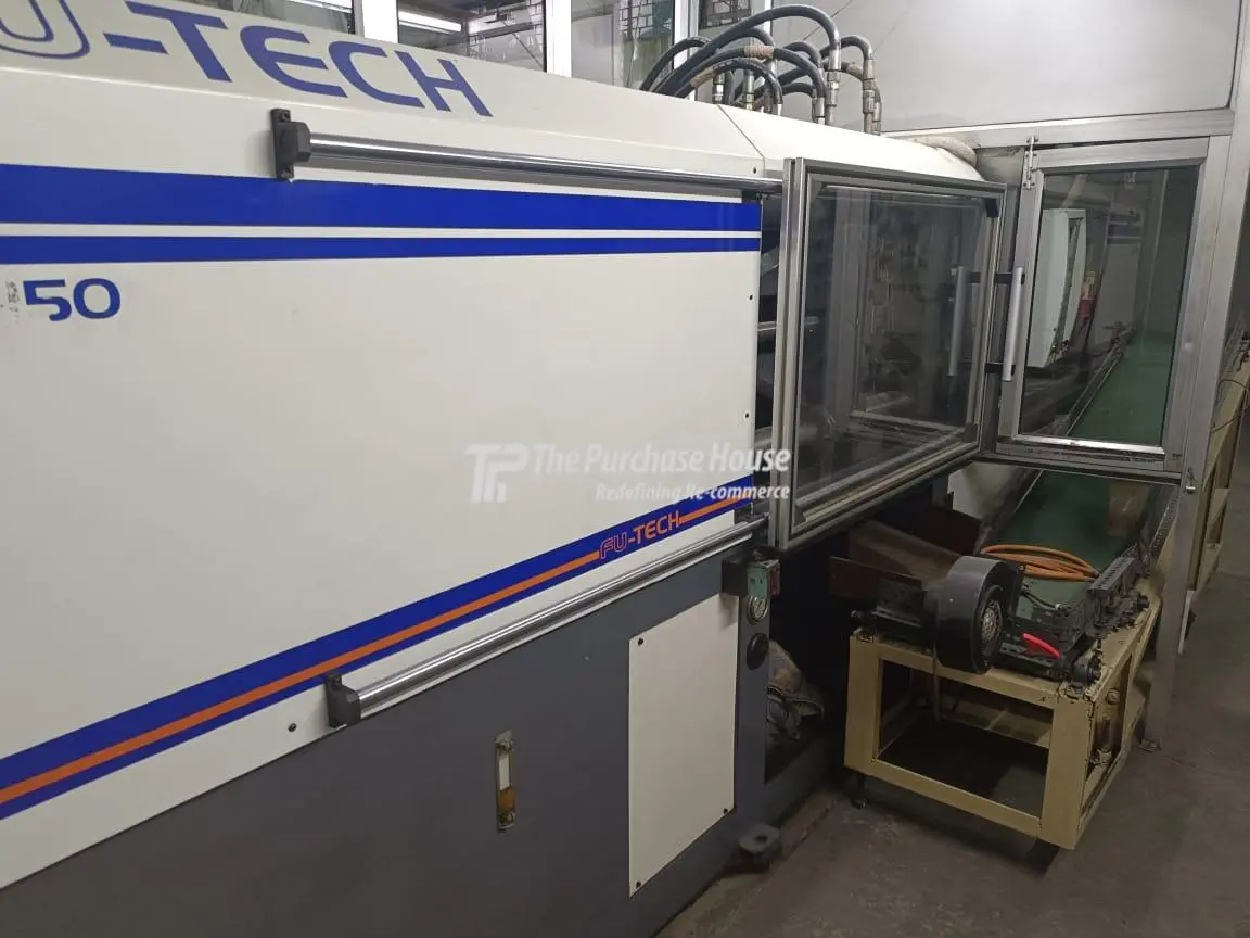 PET PREFORM MOULD SETUP