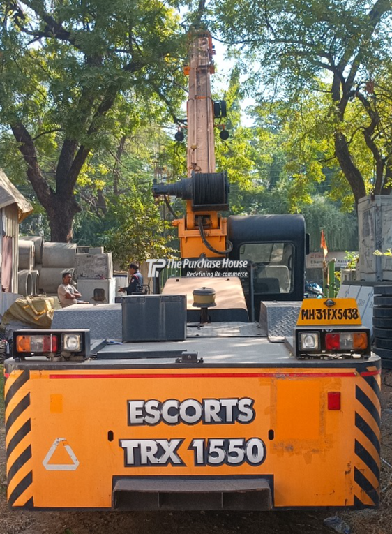 PICK AND CARRY CRANE