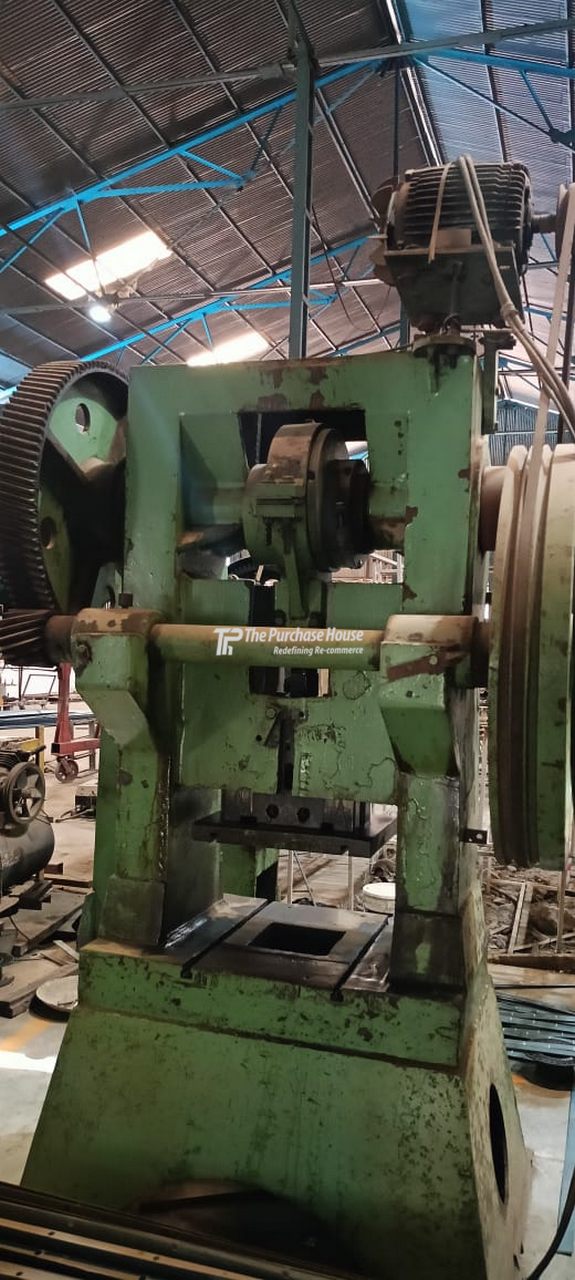 PILLAR PRESS MACHINE