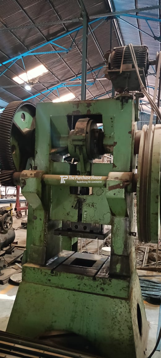 PILLAR PRESS MACHINE