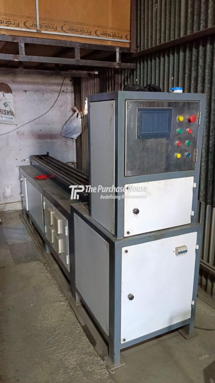 PIPE PUNCHING MACHINE