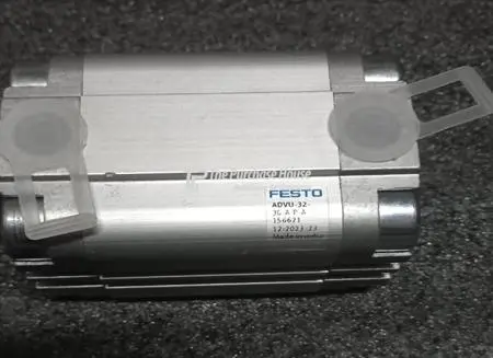 PNEUMATIC CYLINDERS