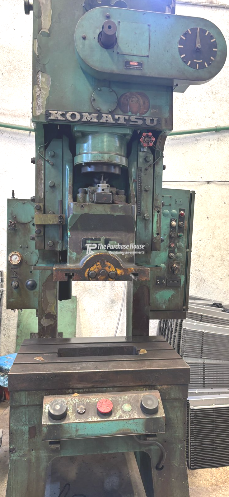 PNEUMATIC POWER PRESS MACHINE
