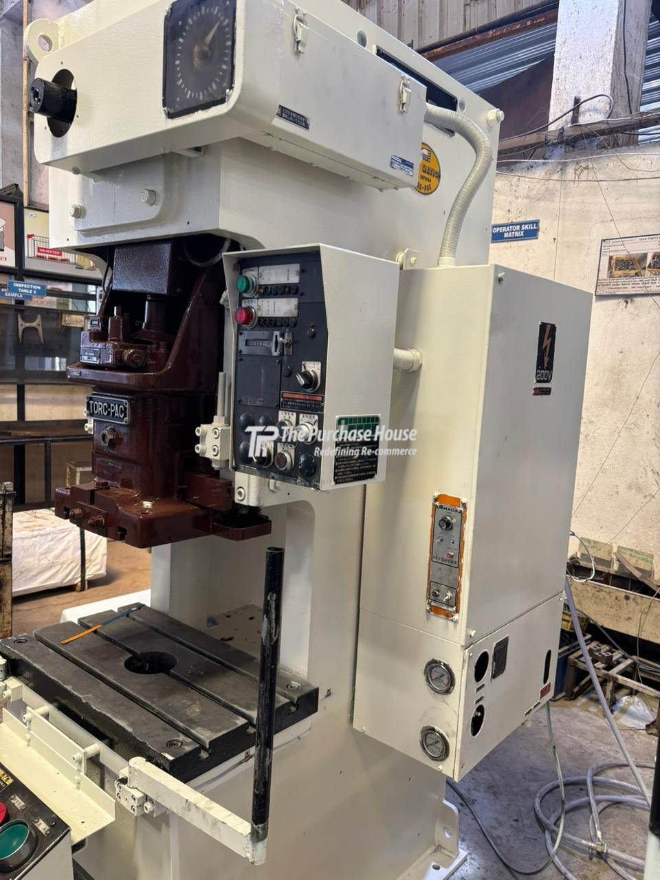 PNEUMATIC POWER PRESS MACHINE