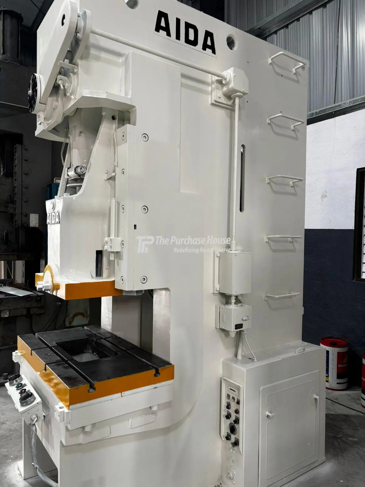 PNEUMATIC POWER PRESS MACHINE