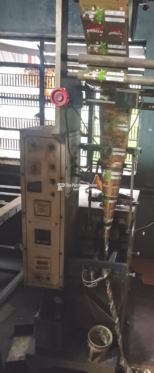 SEMI AUTOMATIC PNEUMATIC FILLING MACHINES