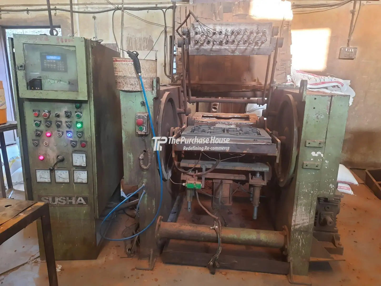 SHELL MOULDING DUMP BOX MACHINE