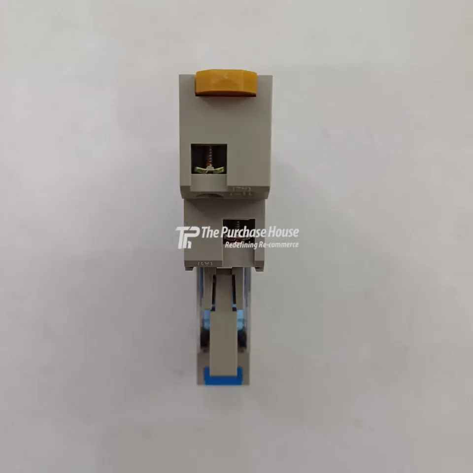 Socket for Relay – Reliable Base for Secure Relay Mounting