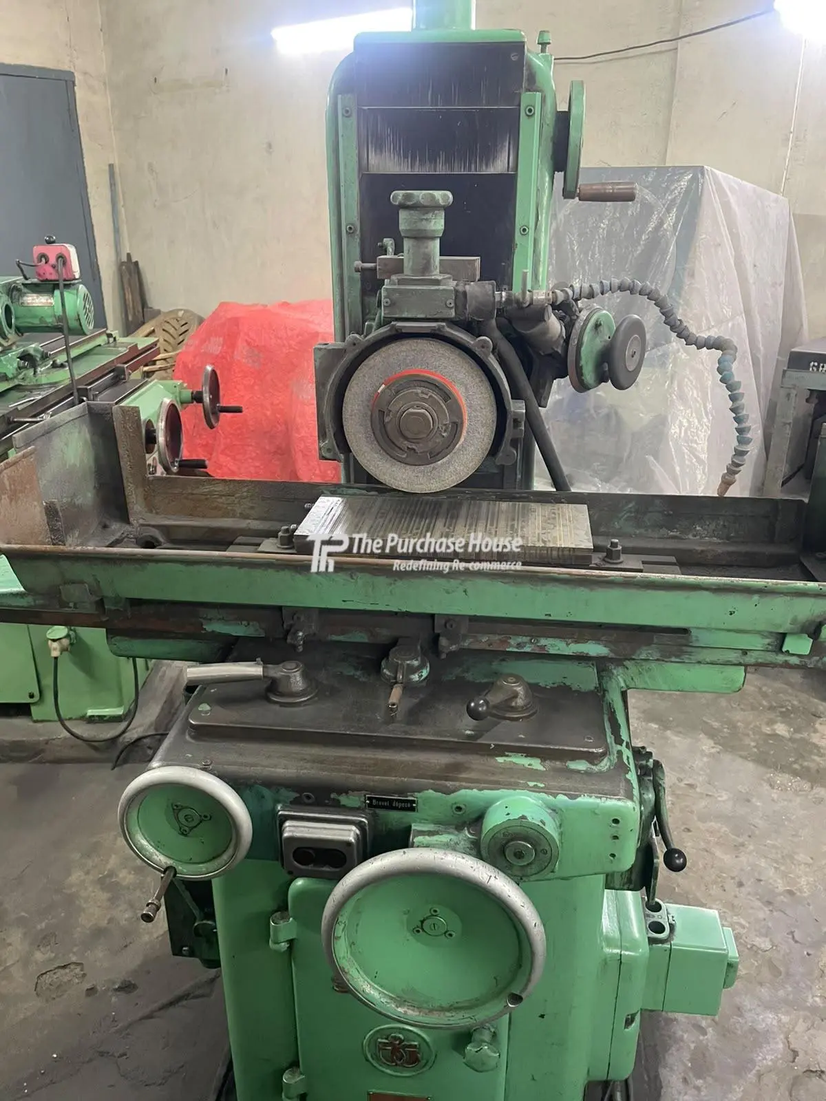 SURFACE GRINDER MACHINE