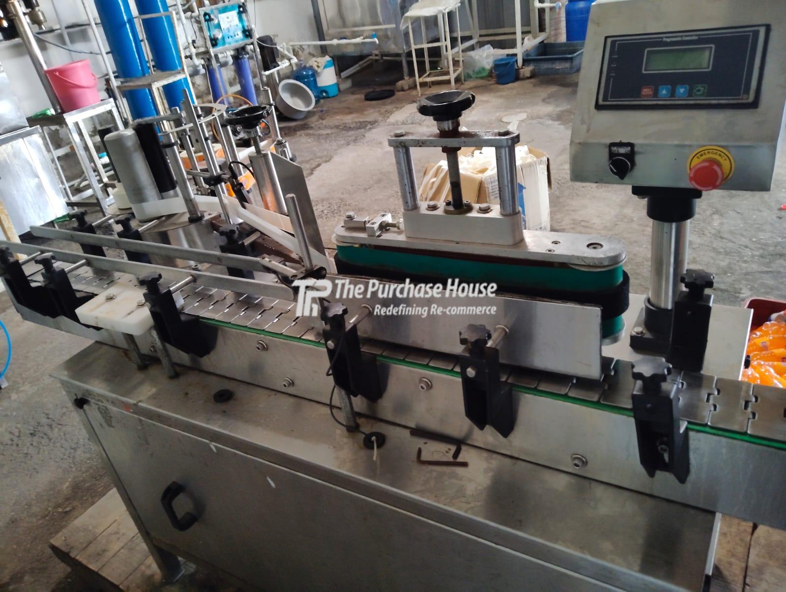 STICKER LABELLING MACHINE