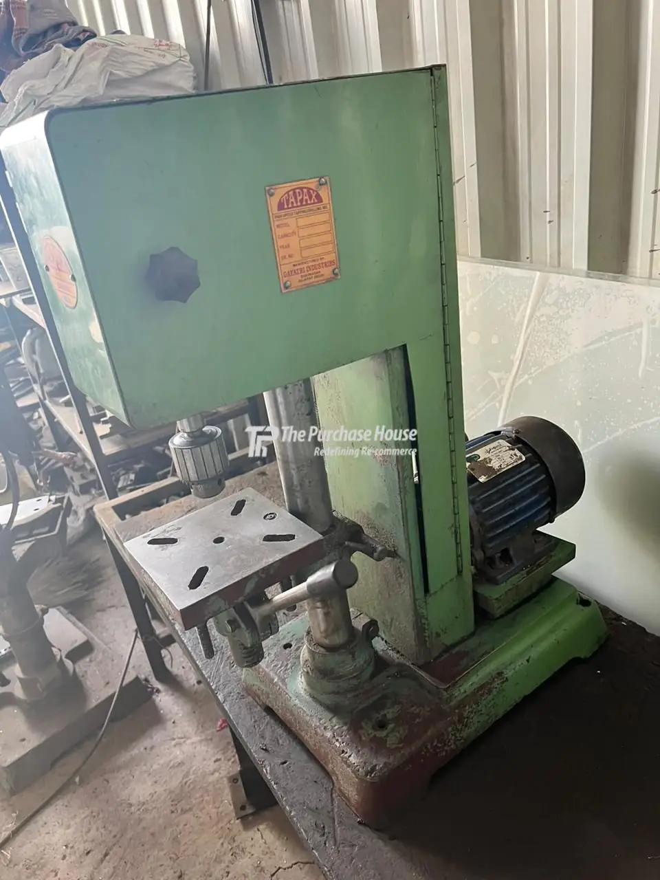 Tapping Machine for Metal Threading Use