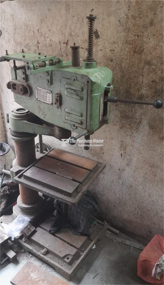 TAPPING MACHINE