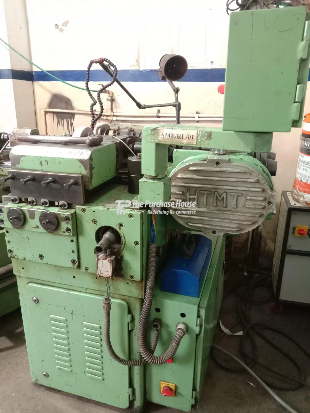 THREAD GRINDER MACHINE