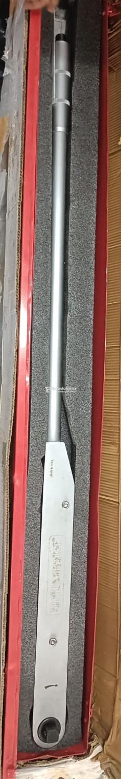 TORQUE WRENCHES