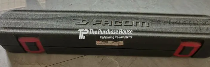 Precision torque wrench tools for controlled fastening