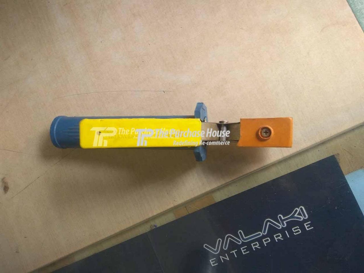WELDING HOLDER