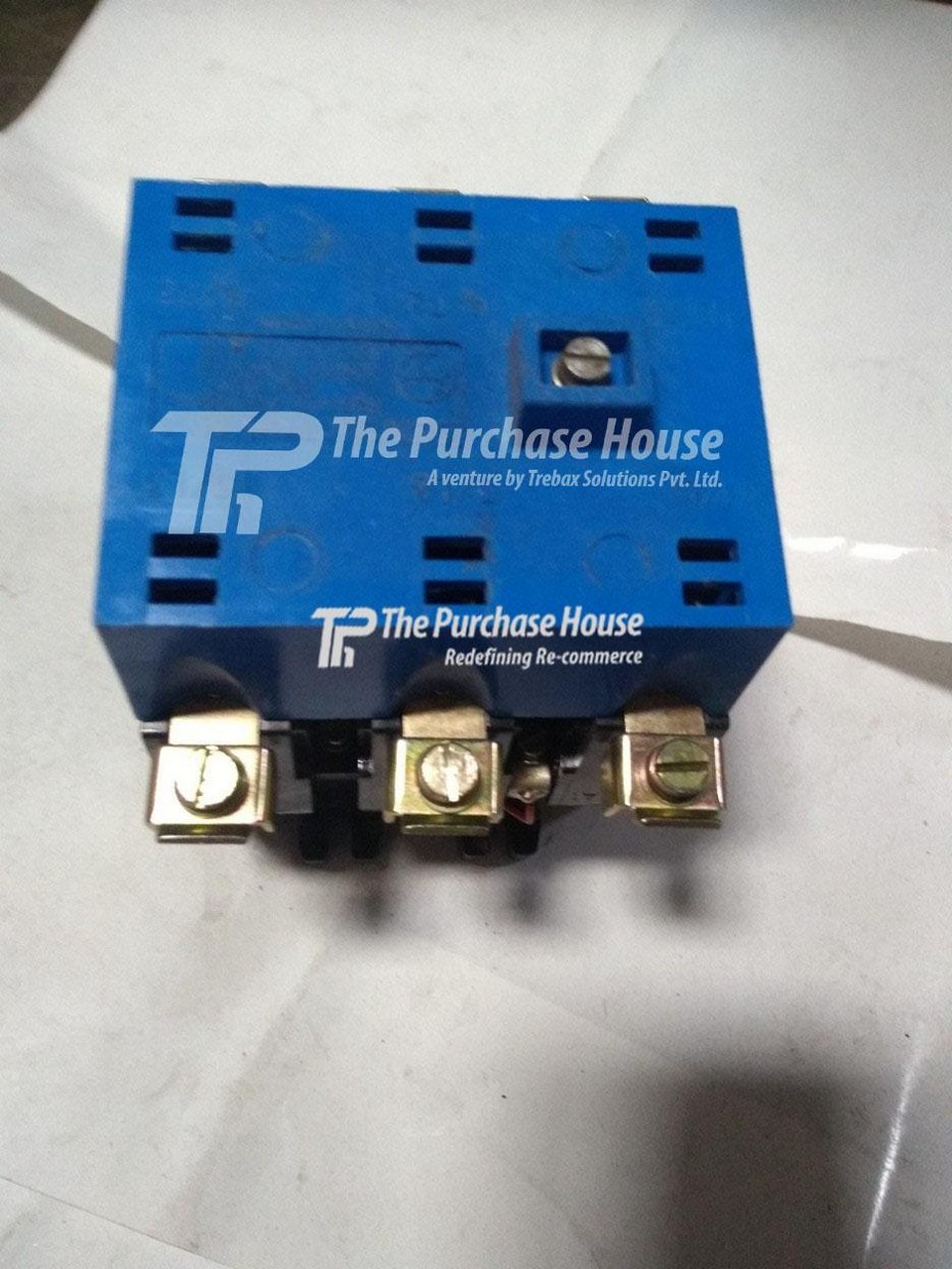 CONTACTOR