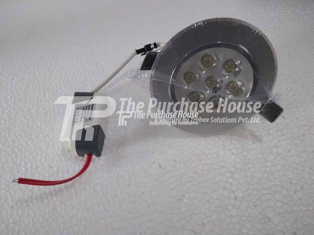 LED LIGHT
