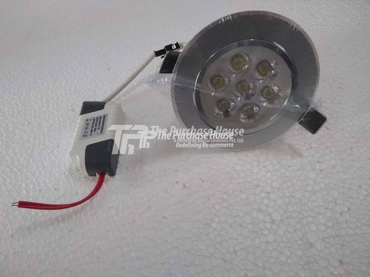 LED LIGHT