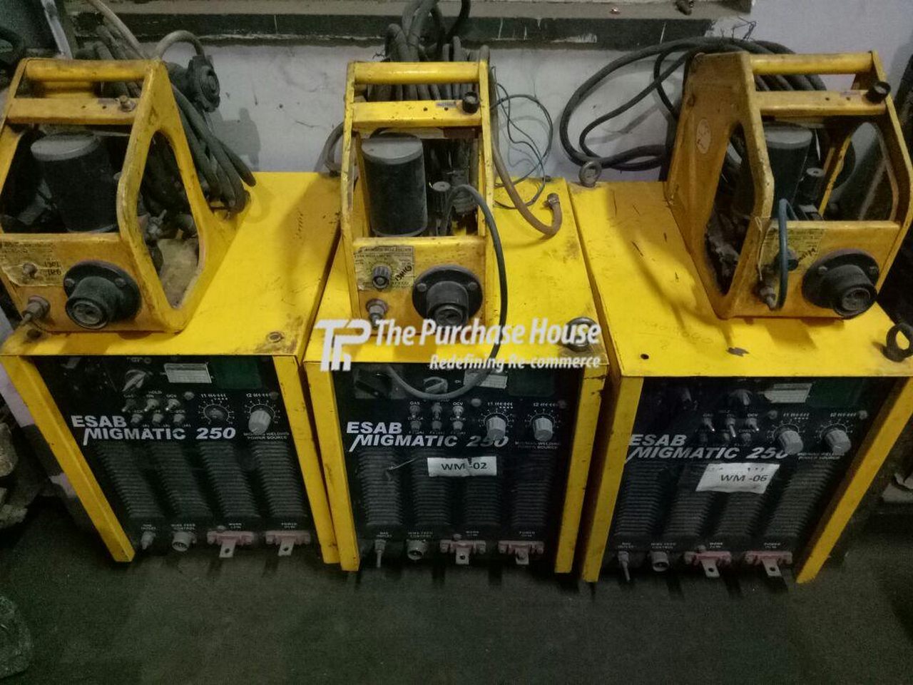 WELDING MACHINE