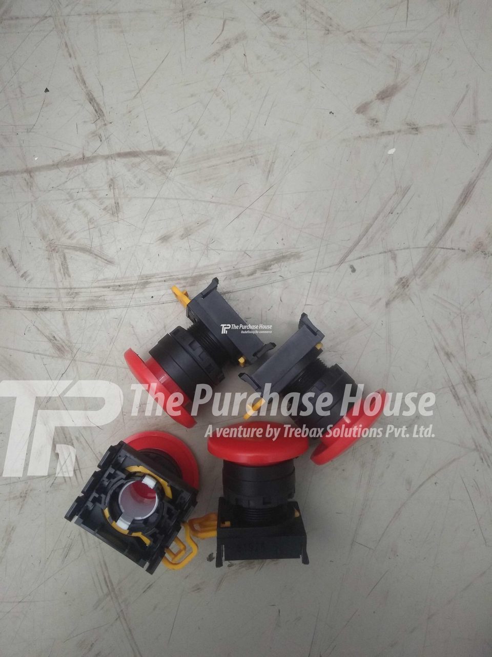 PUSH BUTTON SWITCH