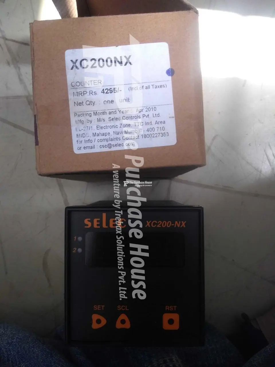 TEMPERATURE CONTROLLER