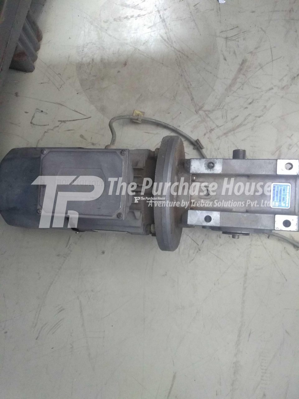 MOTOR