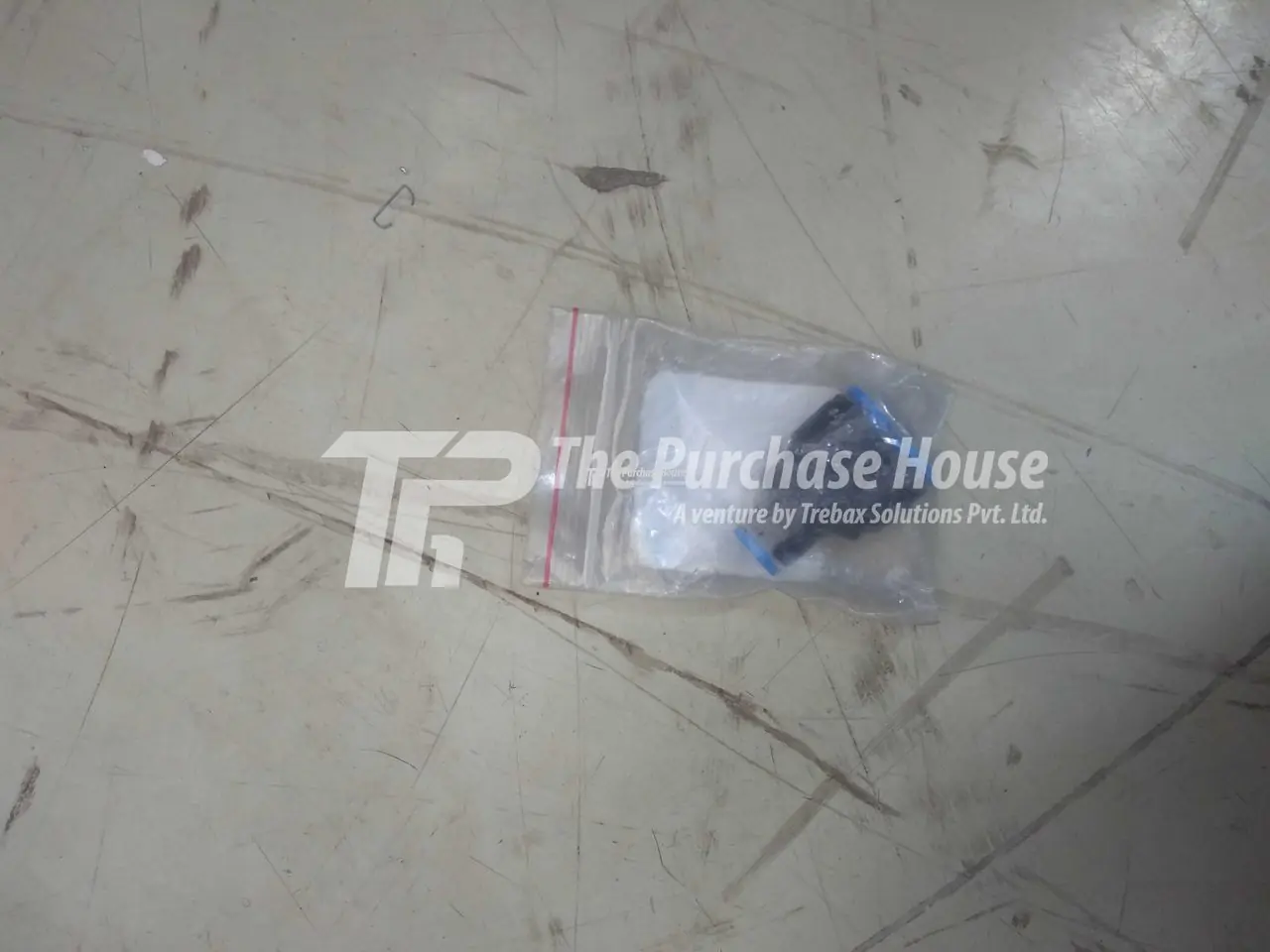 PNEUMATIC Y-TYPE CONNECTOR