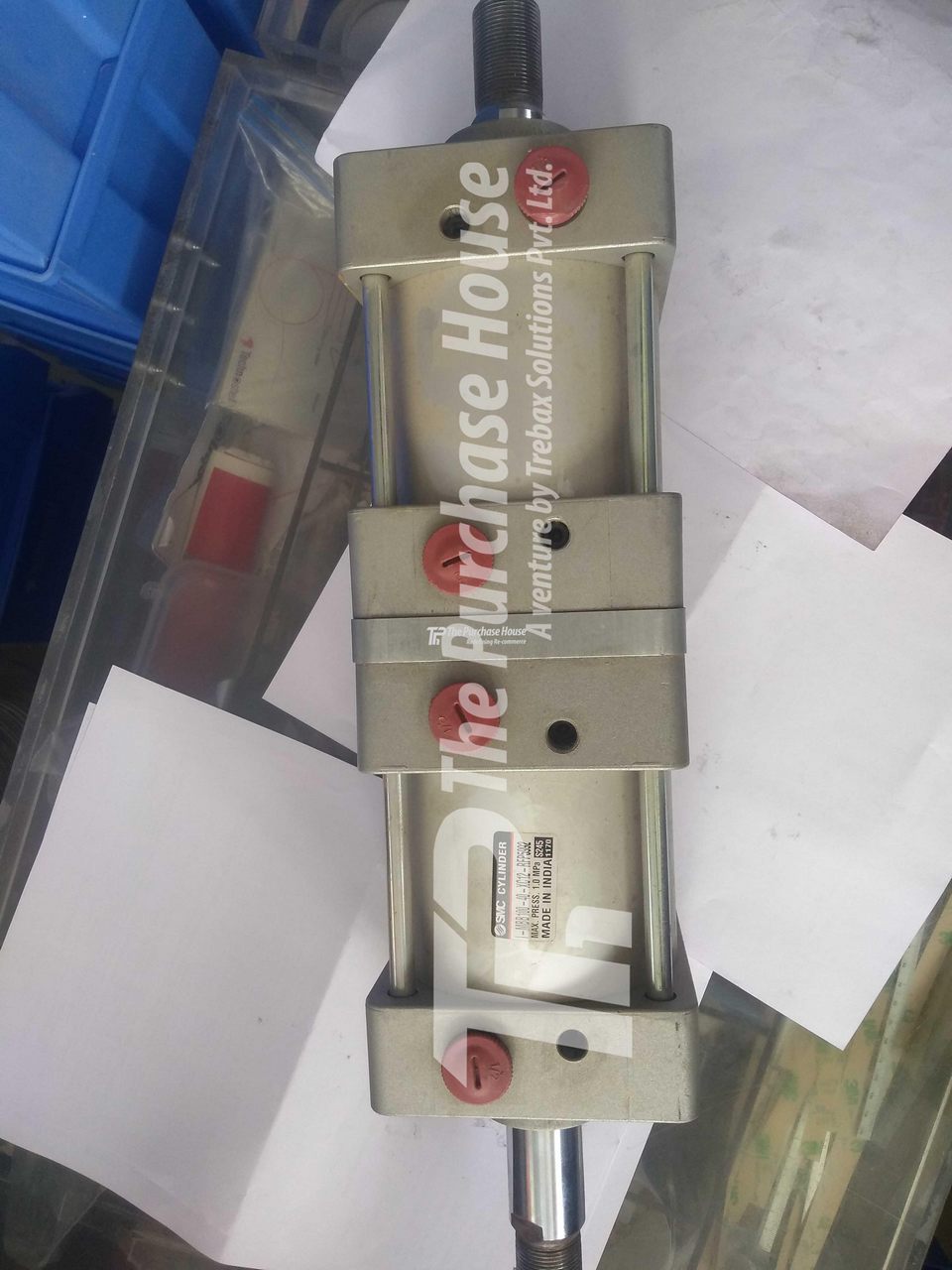 HYDRAULIC CYLINDER