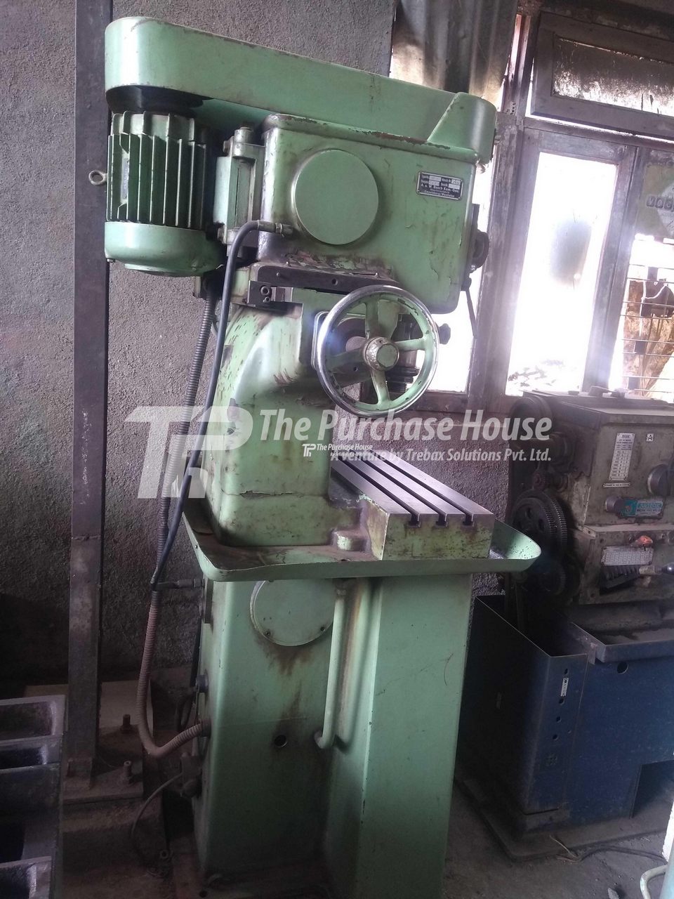 KEYWAY MILLING MACHINE