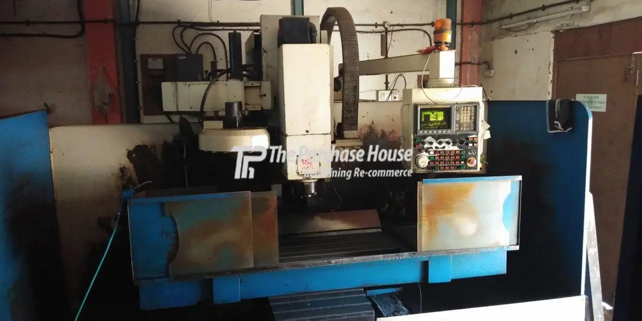 VERTICAL MACHINING CENTER (VMC)