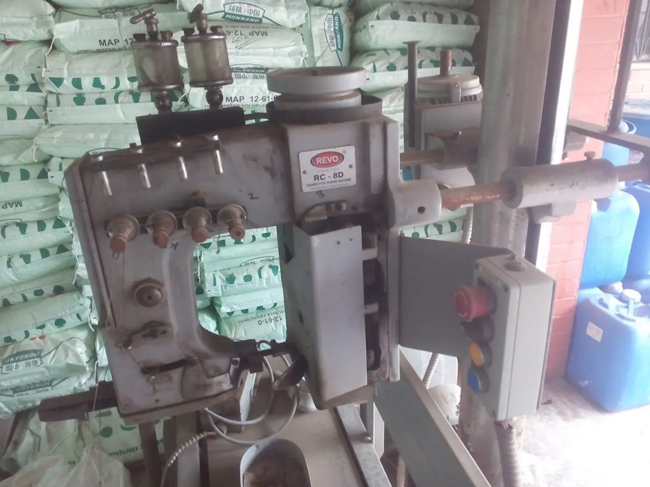SEALING MACHINE
