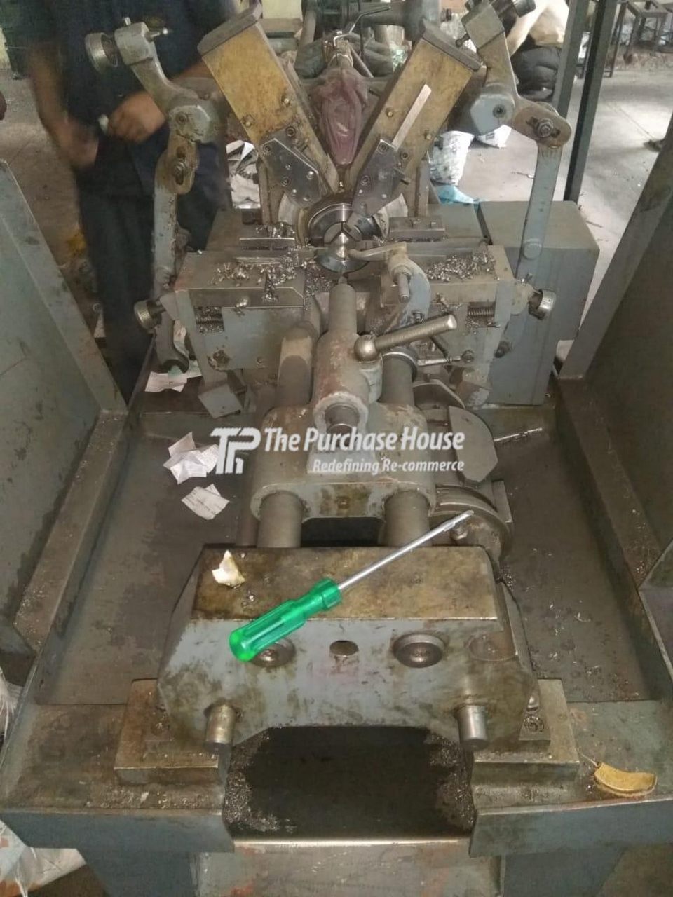 SINGLE SPINDLE AUTOMAT OR TRAUB MACHINE
