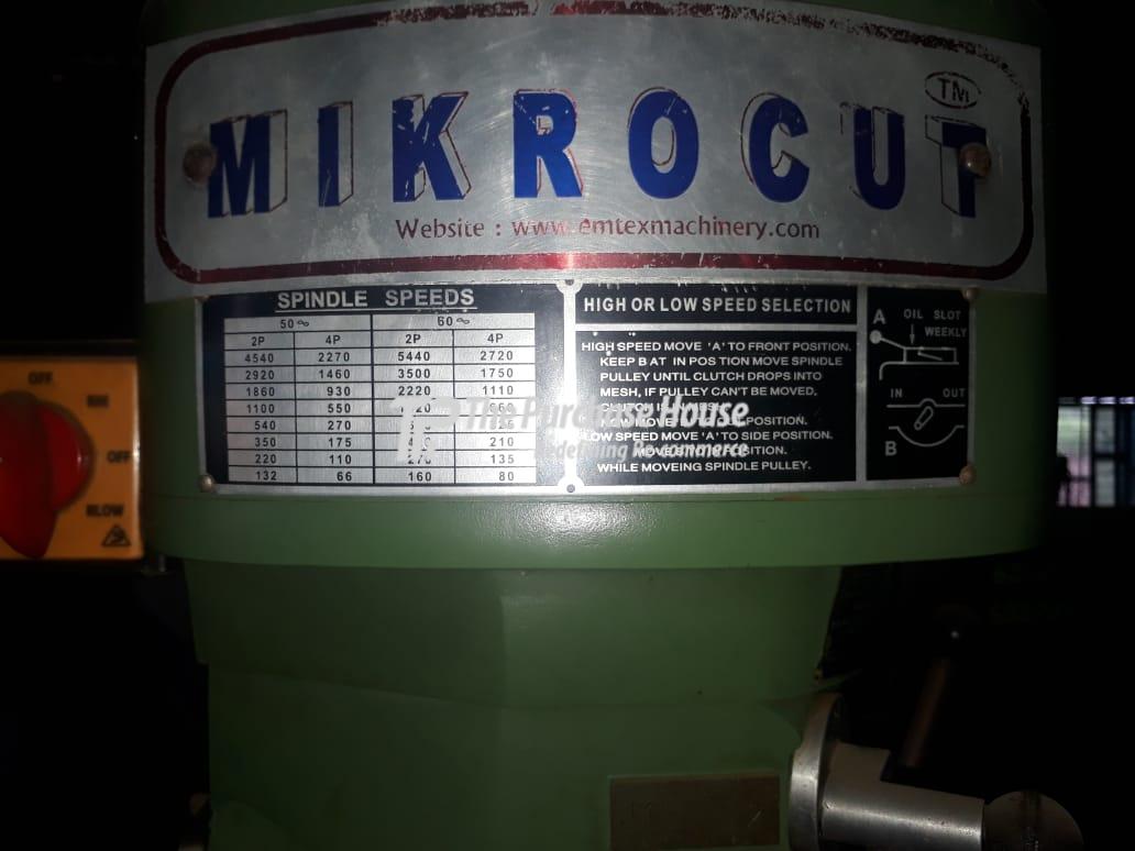 DRO MILLING MACHINE