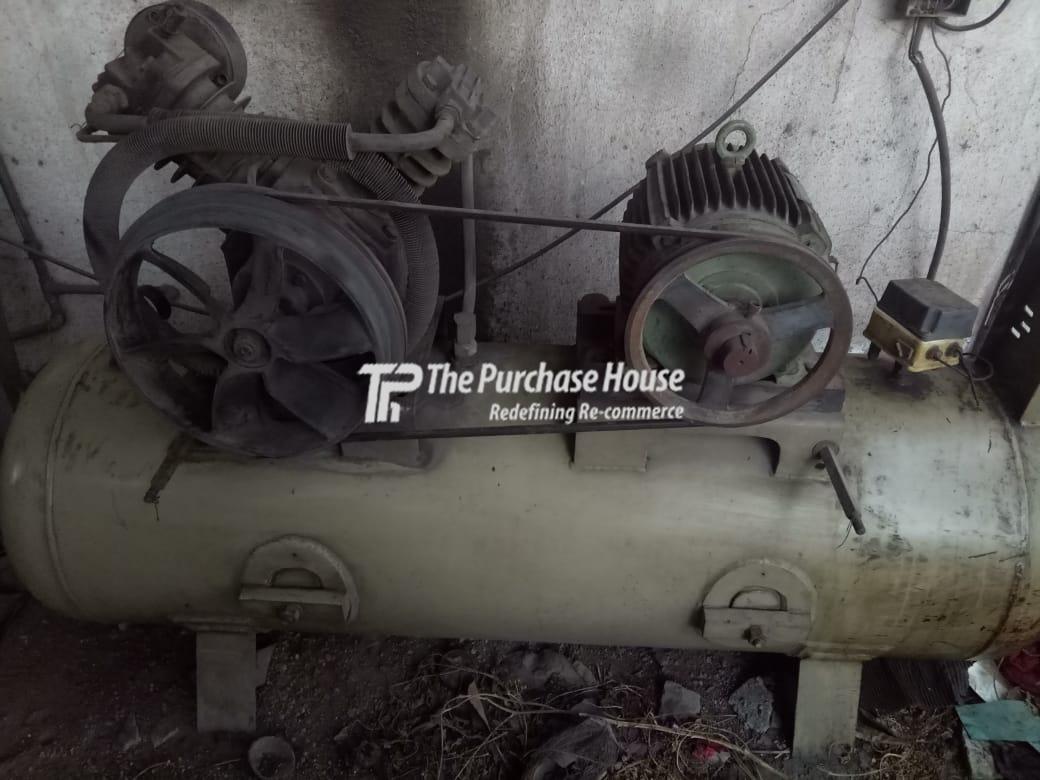 RECIPROCATIONG AIR COMPRESSOR