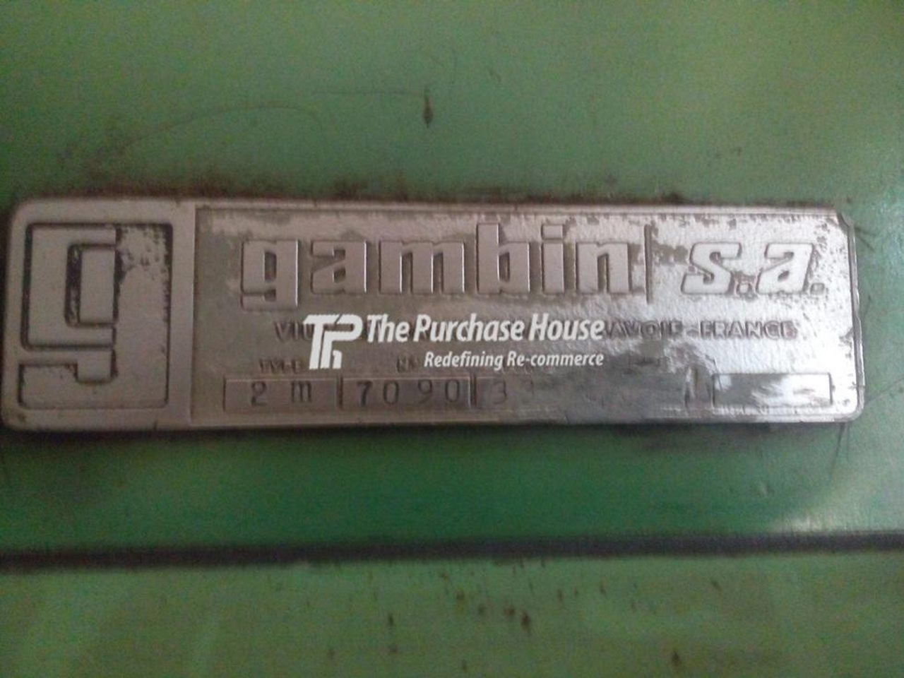 MILLING MACHINE