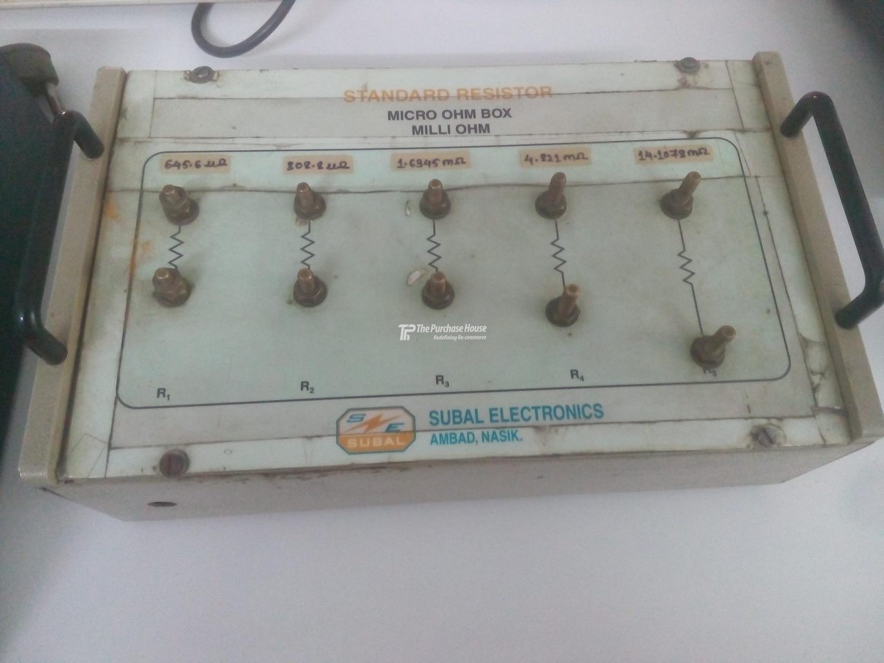 MILLI MICRO OHM BOX