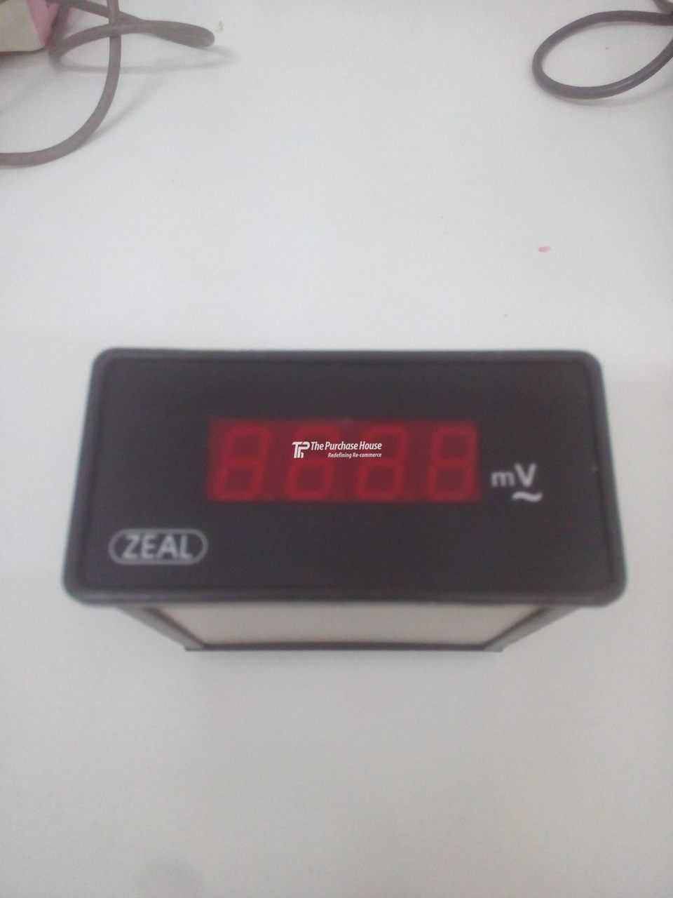 DIGITAL AC VOLTMETER