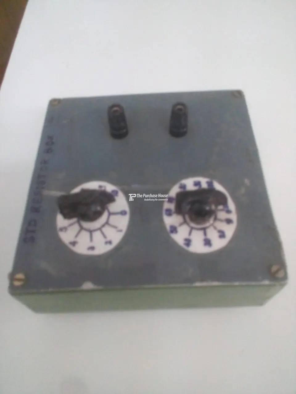 STANDARD RESISTANCE BOX