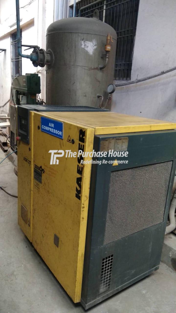 SCREW AIR COMPRESSOR