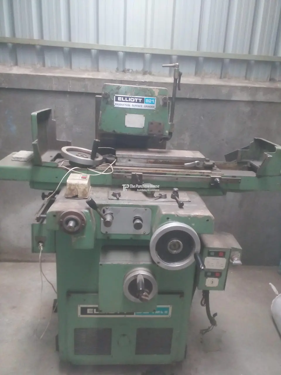 SURFACE GRINDER MACHINE