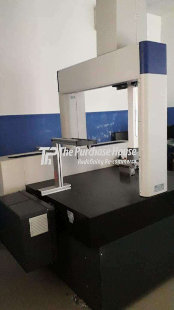 CO-ORDINATE MEASURING MACHINE (CMM MACHINE)