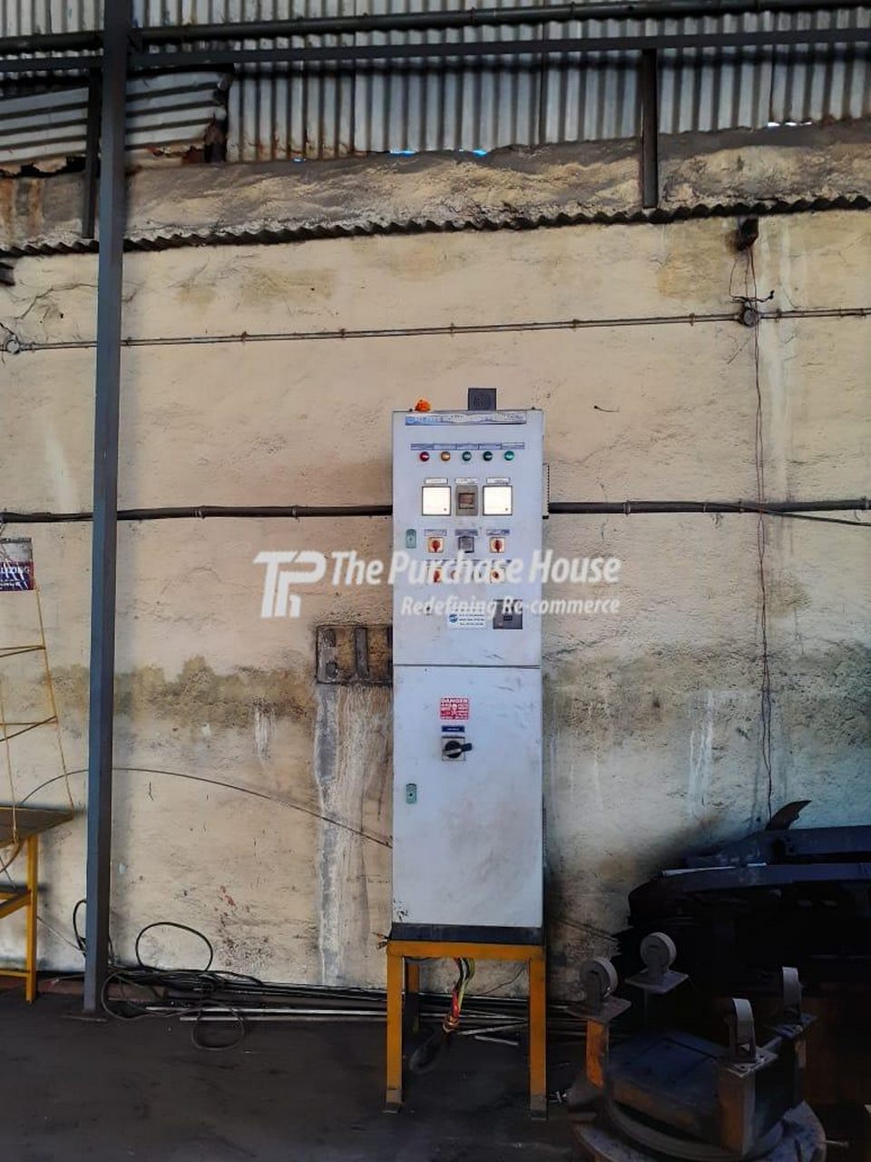 ELECTRIC FURNACE
