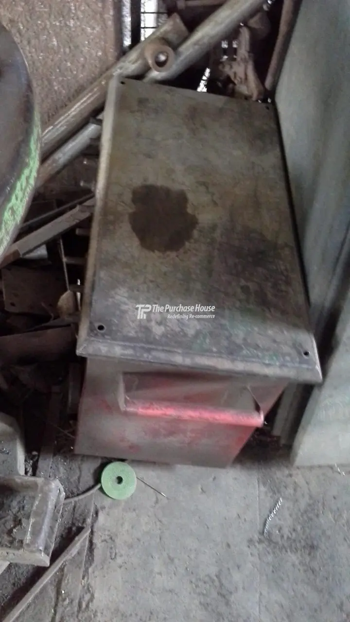 ARC WELDING MACHINE