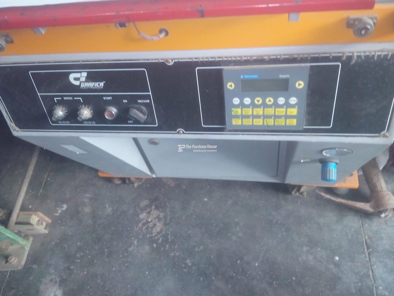 SCREEN PRINTING MACHINE